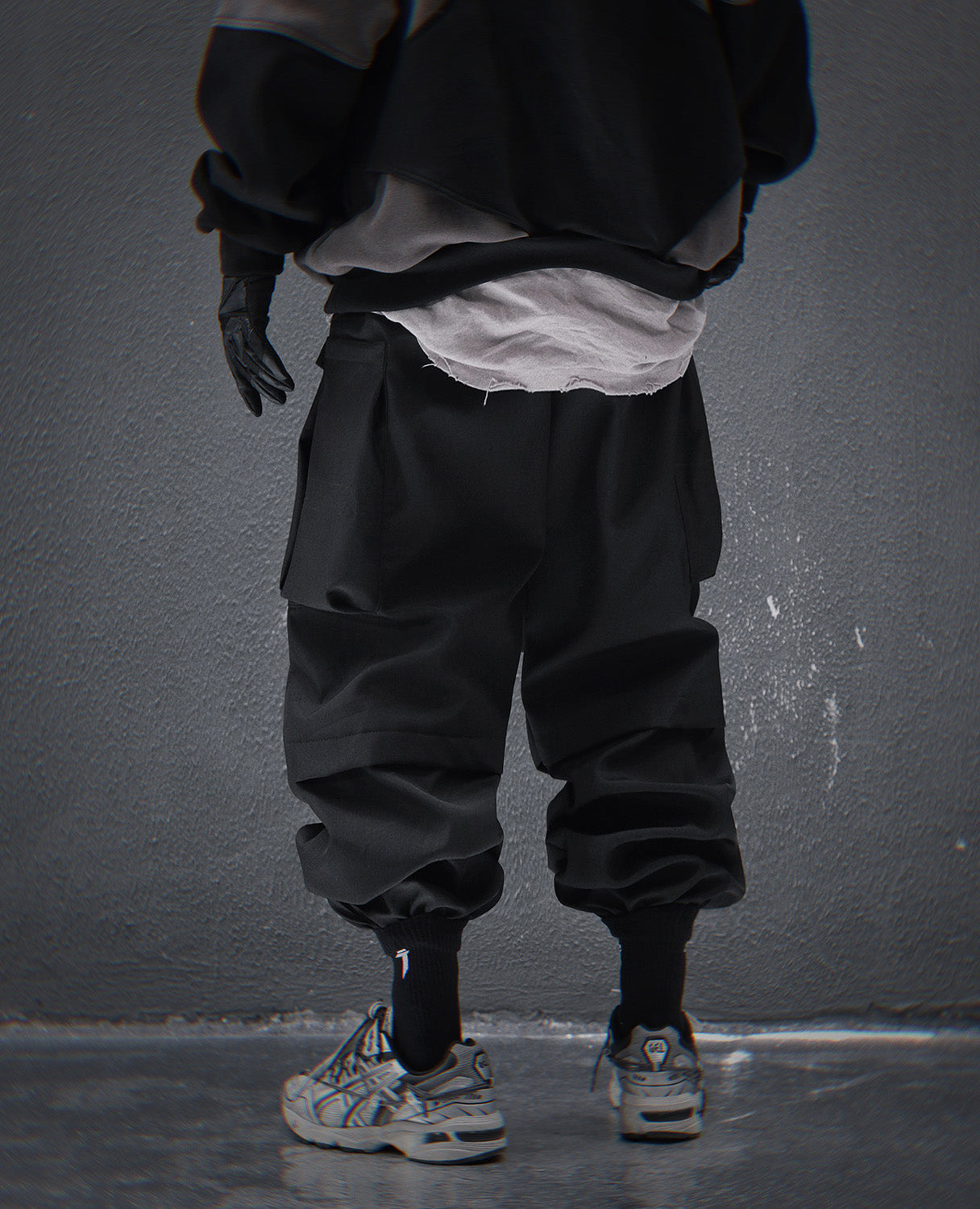 HiP42 Black Techwear Joggers