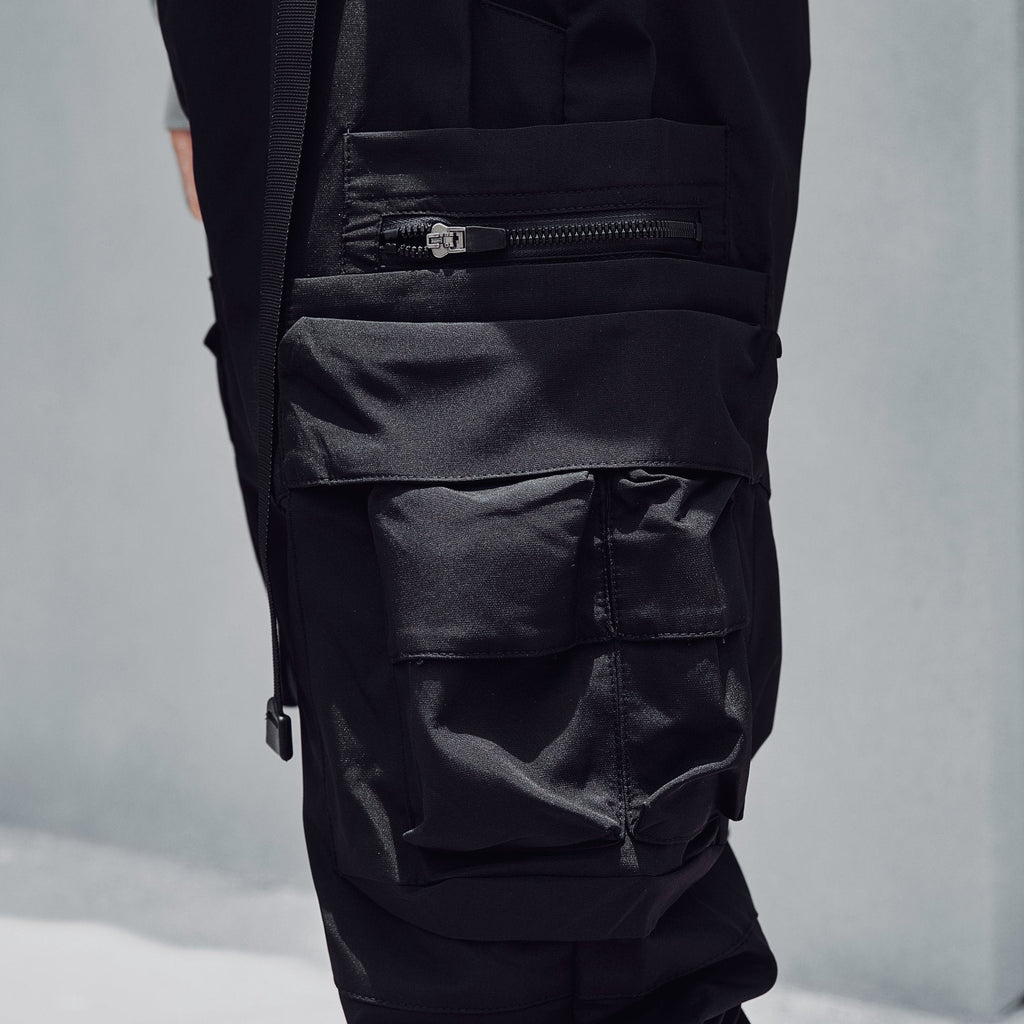IBP442 Matte Black Cargo Joggers